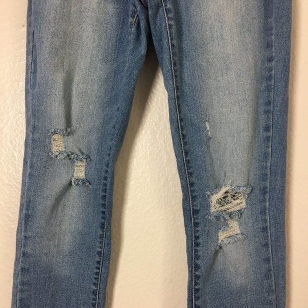 Universal Thread Jeans Women’s Size 00 24R Cuffed - Puckered - Measures 25x30 - Picture 7 of 13